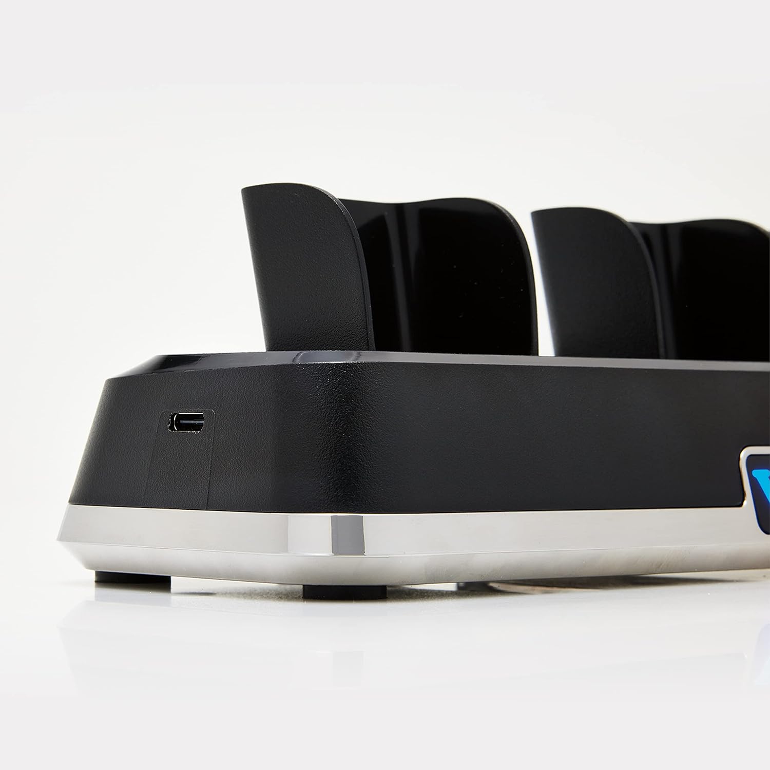Wahl Professional Power Station for Professional Barbers and Stylists.